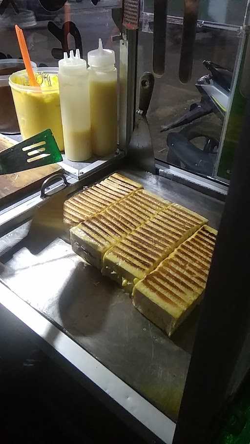 Roti Bakar Syafa Dan Rafan 2