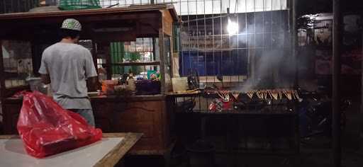 Sate Madura. Mas Ari 4