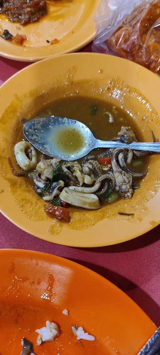 Seafood 68 Cijantung 4