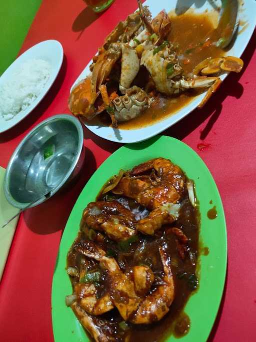 Seafood & Nasi Uduk Ayu 48 8