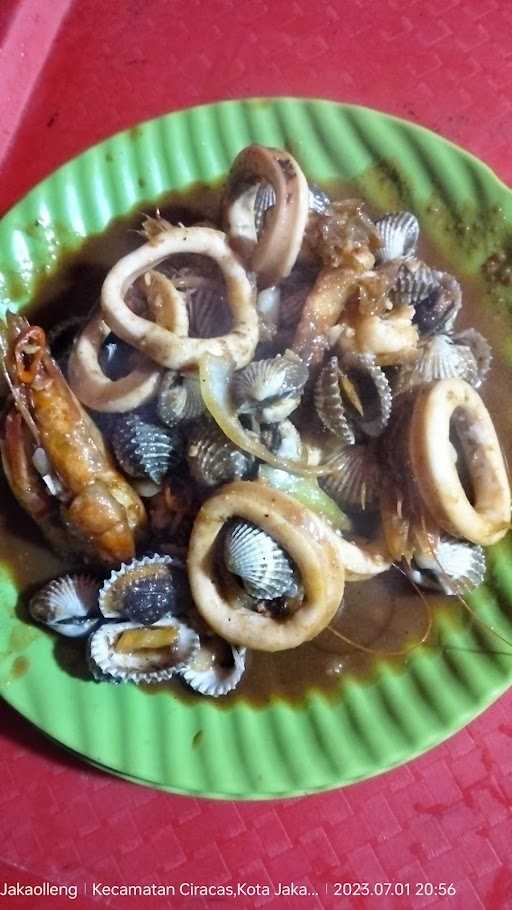 Seafood Pandawa 5 Pecel Lele 2