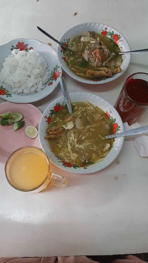 Soto Ceker Ayam Suroboyo 4