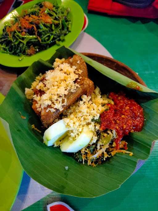 Warung Penyet Cak Cholil 3