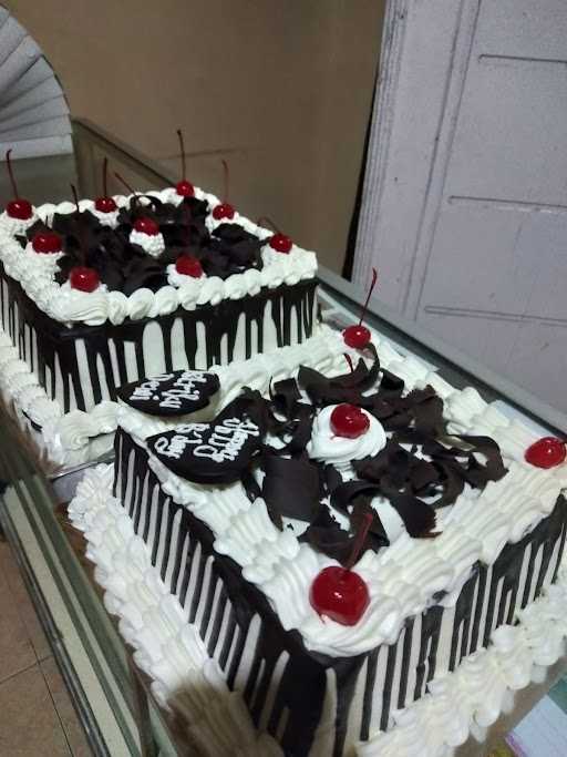 Nadhif Cake 8