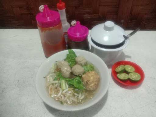 Kedai Bakso Tulang Iga Sanguan Sipon 8