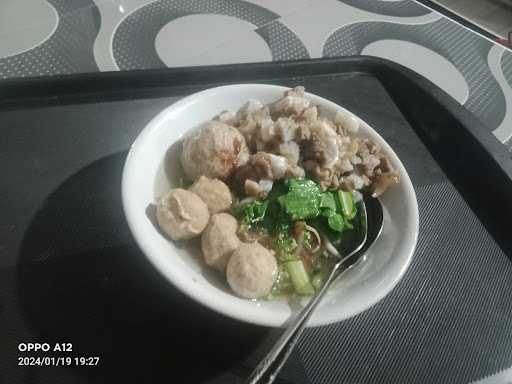 Kedai Bakso Tulang Iga Sanguan Sipon 7