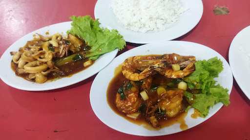 Sea Food 94 & Nasi Uduk 2