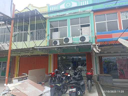 Inaya Bakery & Cake Ciruas Serang 3