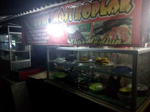 Warung Nasi Koplak Sambal Bohay 7