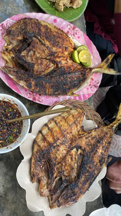 Warung Bu Yati 10