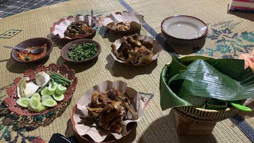 Ayam Bekakak 1