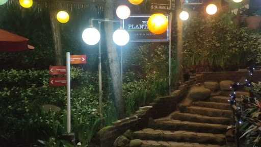 The Plantation Cafe & Resto 9