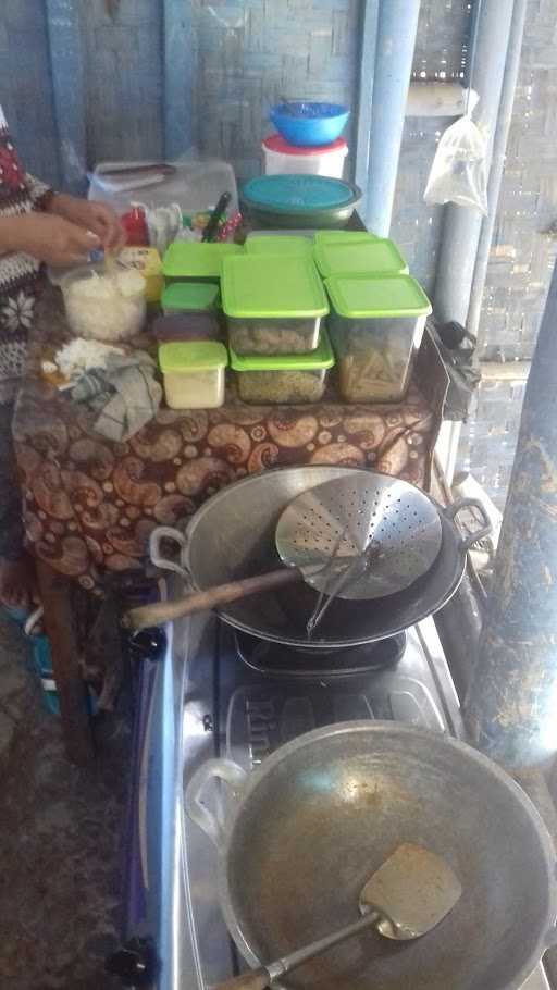 Warung Seblak Teh Tiur 5