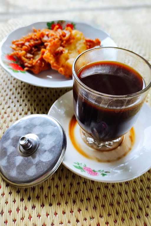 Waroeng Kopi Klotok Cisarua 4