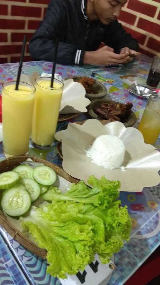 Warung Abg Ayam Bakar Goreng 1