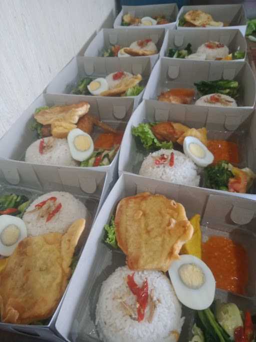 Warung Nasi Hegar Manah Khas Sunda 4