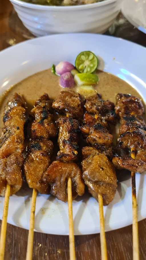 Kedai Sate Babi I Pig You 2