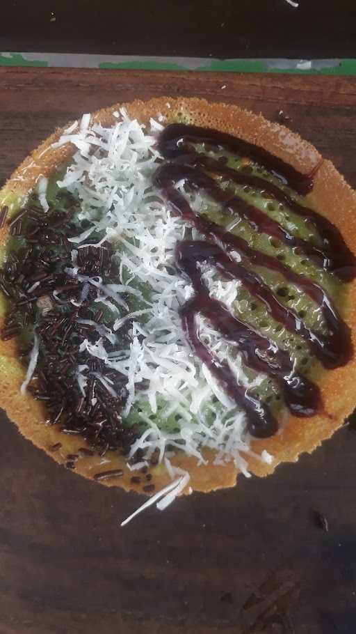 Martabak Mini Cisauk Pusat 9