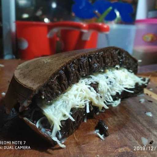 Martabak Mutiara Bangka 89 1