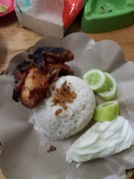 Pondok Ayam Bakar Tiga Rasa 3