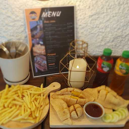 Roti John & Pempek Roemahan 3