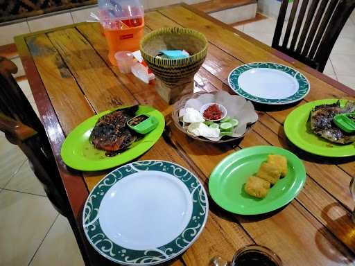 Rumah Makan Gabus Pucung Cisauk 5