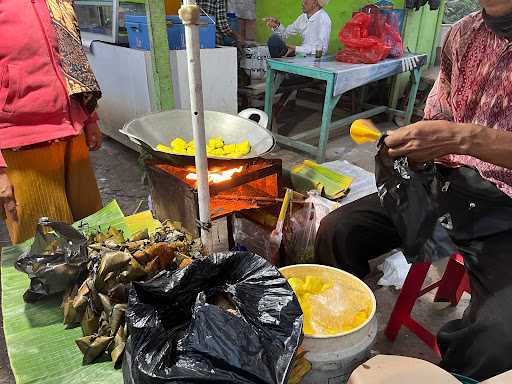 Tahu Serpong Sta Cisauk 1