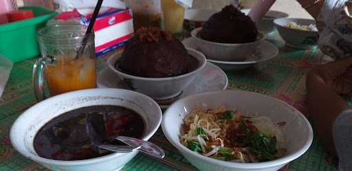 Bakso Item Mbak Yuli 2