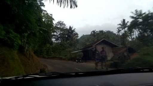 Rumah Makan Panghegar 3