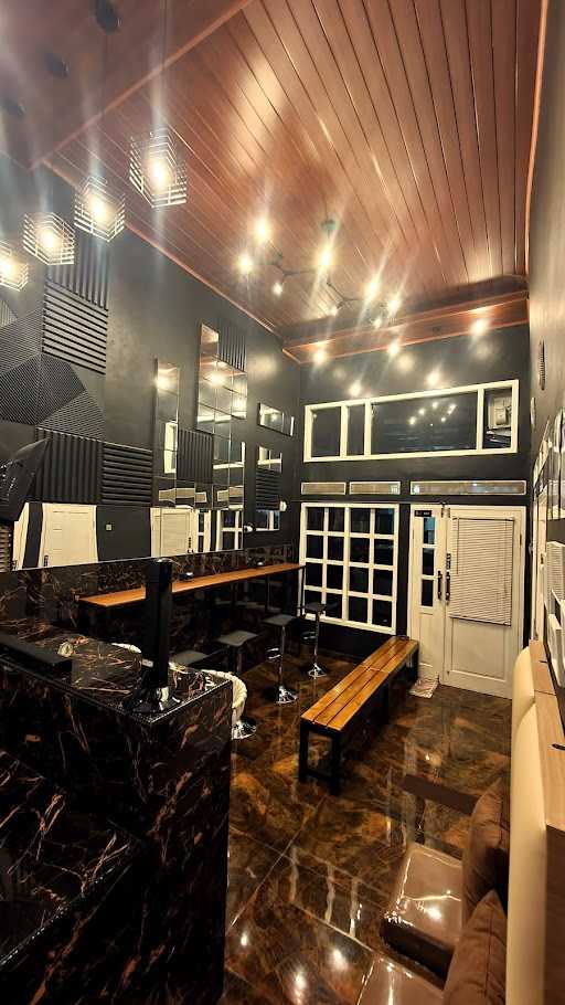 Hstudio (Karaoke & Recording) 4