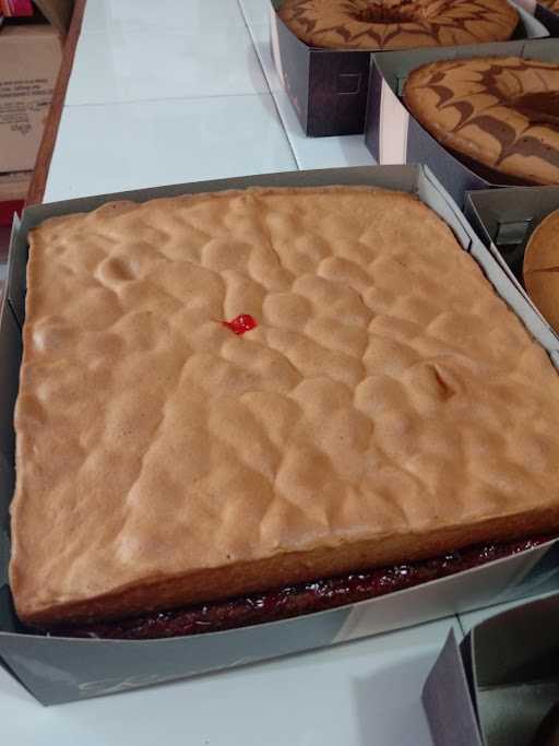 Toko Kue Lapis Legit Rosalia 3