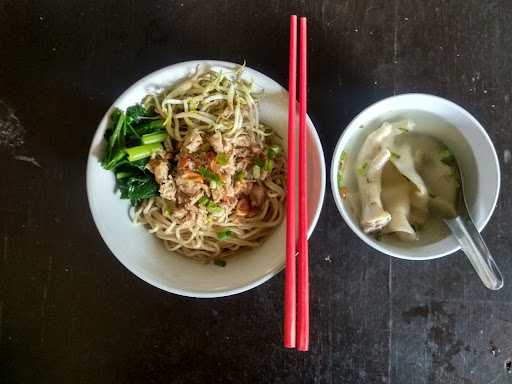 Mie Ayam Ibu Soemarti 10