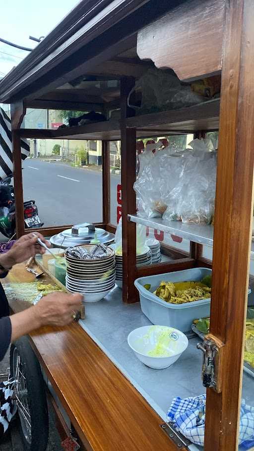 Soto Kuning Bah Adun 9