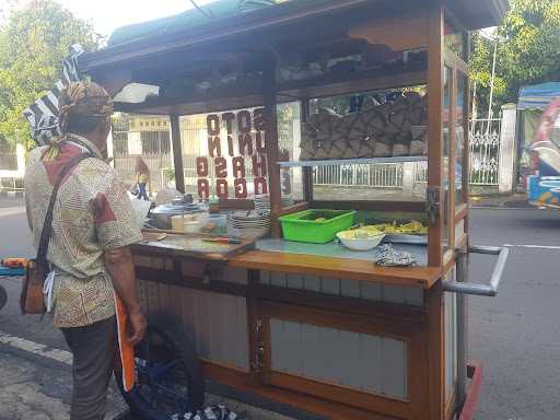 Soto Kuning Bah Adun 10