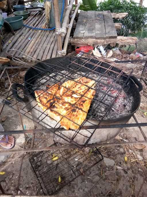 Saung Kang Juendi 9