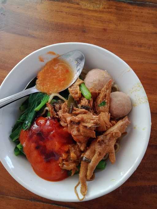 Kedai Mama Iyong 7