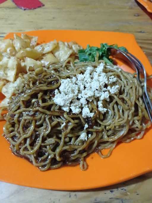 Kedai Mie Sakaw Cabang Temuputih 5