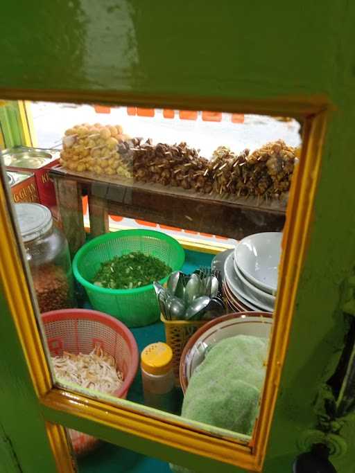 Ketoprak & Bubur Ayam Khas Cirebon 2