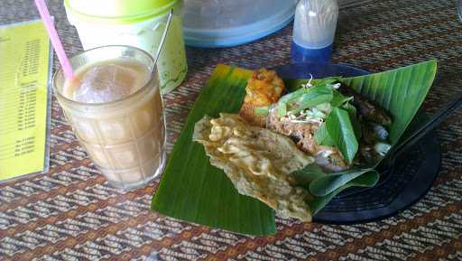 Pecel Pincuk Khas Tulungagung 7