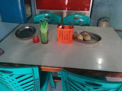 Rumah Makan Padi Rimbun 4