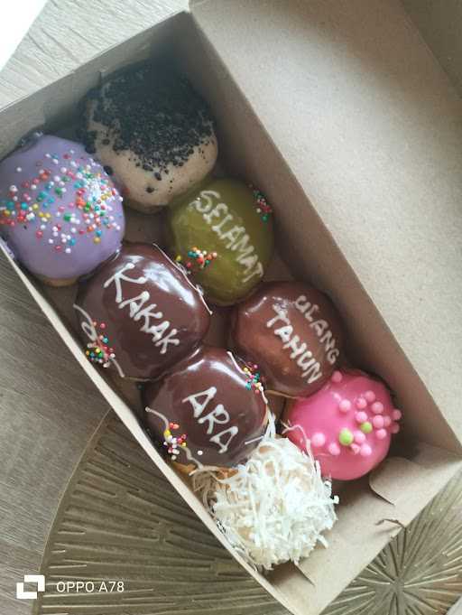 Alesha Donuts 2