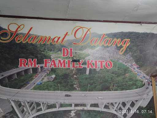 Rumah Makan Family Kito 2