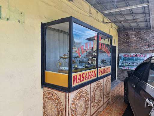 Rumah Makan Yeni Minang 5