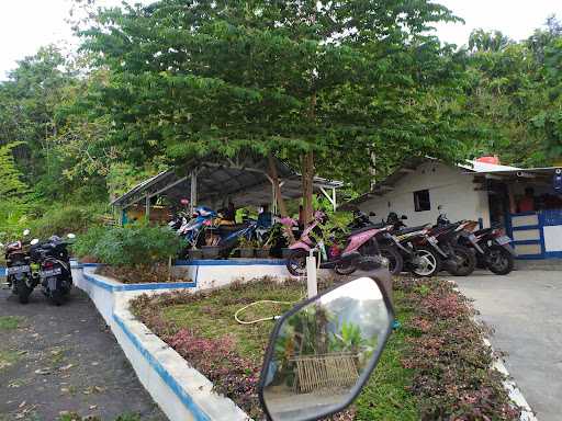 Saung Kasreng Abah Iyun 6