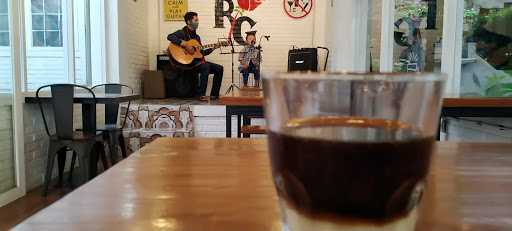 Rose Garden Coffe 10