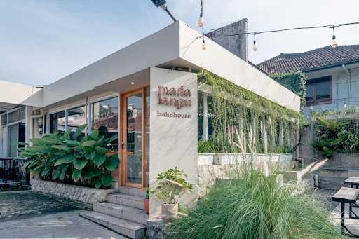 Madalangu Bakehouse 1