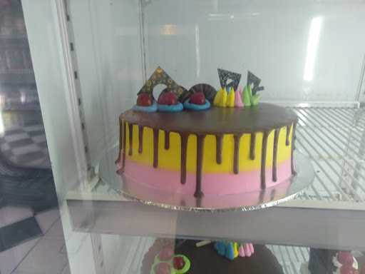 Toko Kue Cahaya Cakes Sukajadi 6