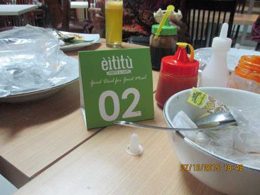 Eititu Resto & Cafe 9