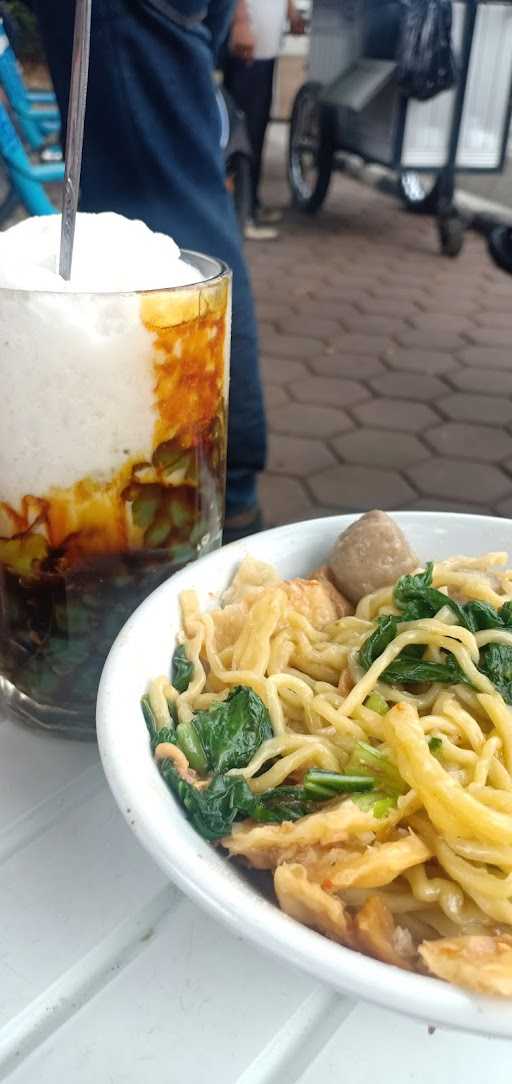 Es Cendol Alpukat Cipaganti 10