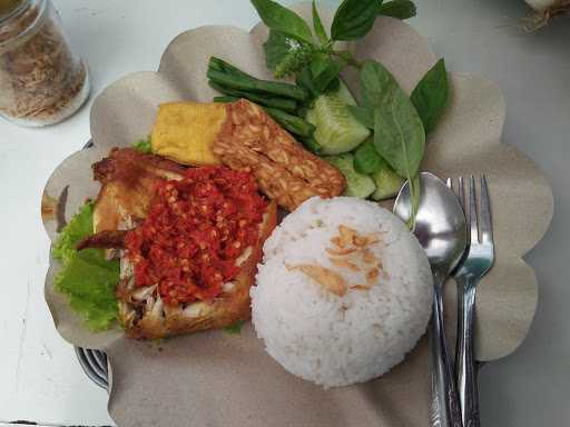 Garden Cafe Dago 109 / Gmki Cabang Bandung 5